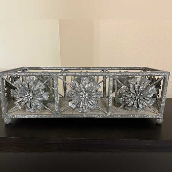 Candle Holder, Gray Metal with rhinestones - Picture 3 of 6